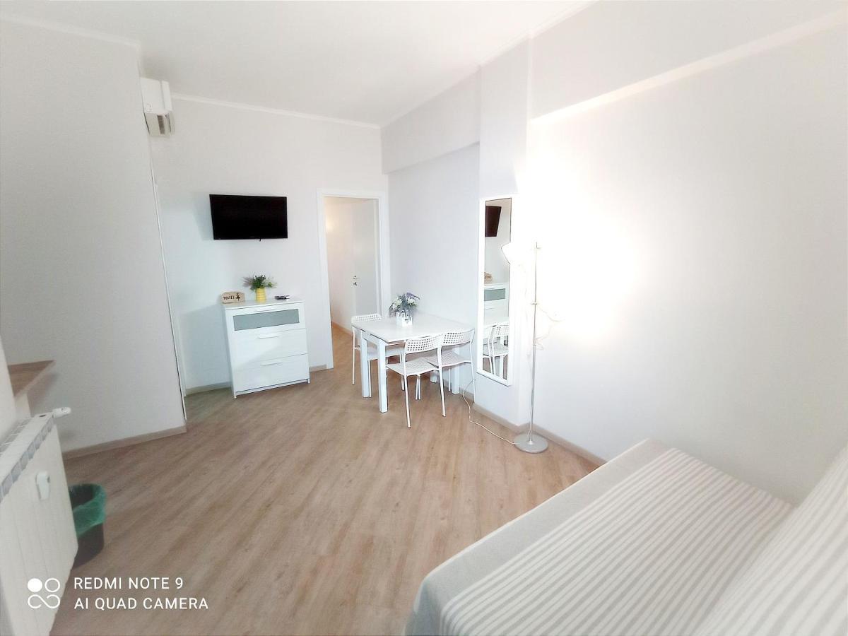 Bed and Breakfast Domus Pio XI Рим Экстерьер фото